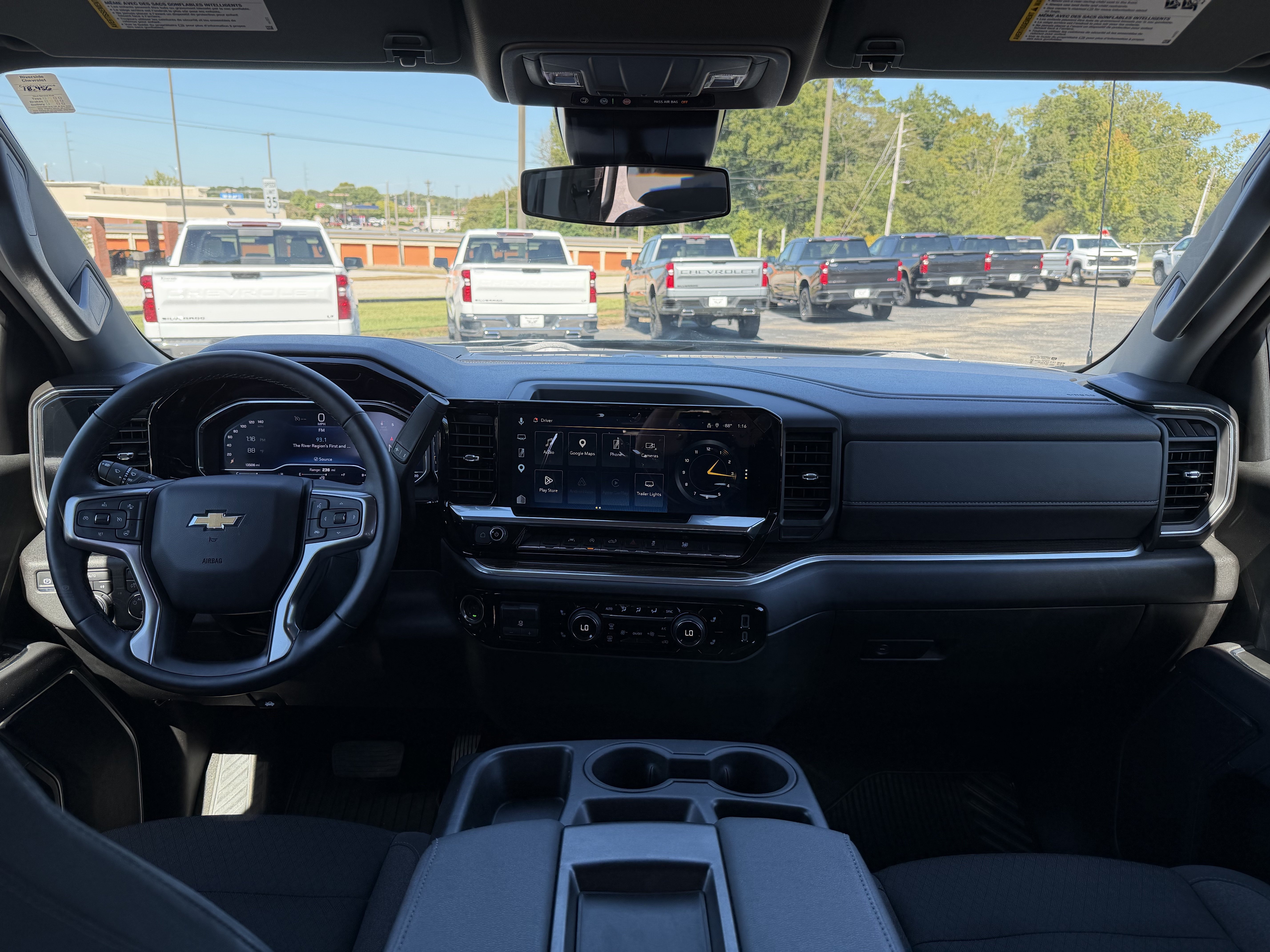 Used 2025 Chevrolet Silverado 1500 LT AWD/4WD image 36