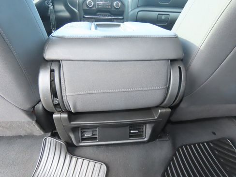 Used 2020 Chevrolet Silverado 1500 Custom w/ Custom Value Package RWD image 21