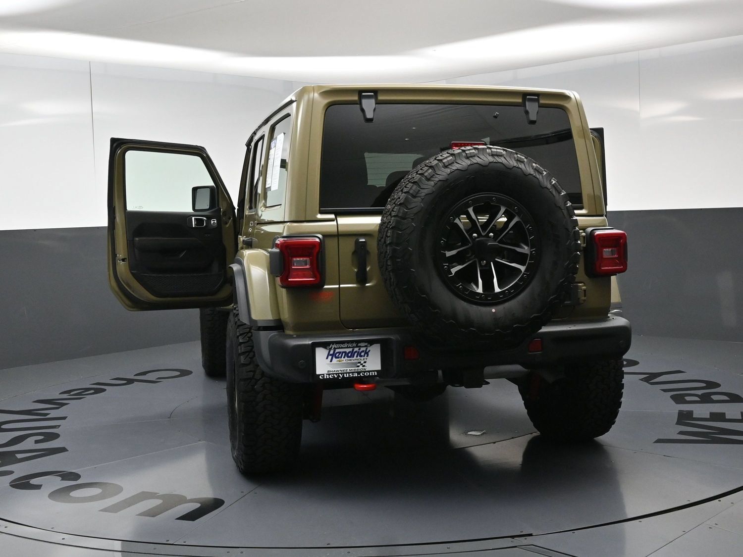 Used 2025 Jeep Wrangler Unlimited Rubicon AWD/4WD image 27