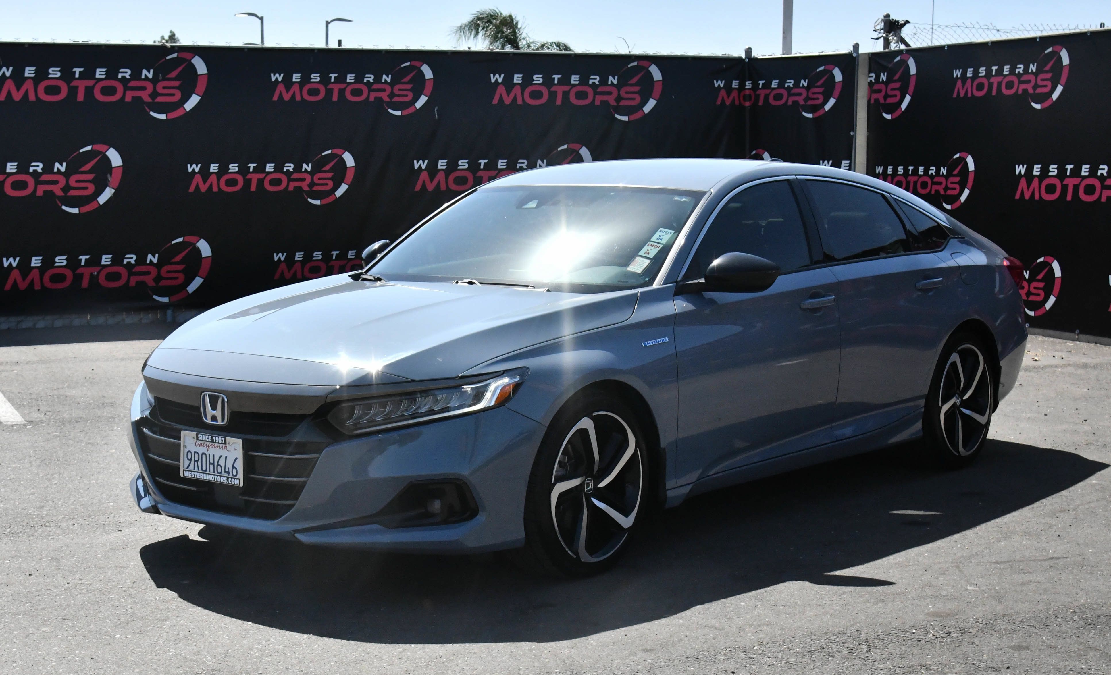 Used 2022 Honda Accord Sport image 3