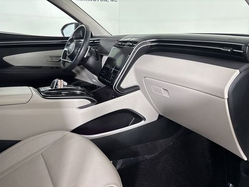 Used 2022 Hyundai Tucson Limited w/ Cargo Package FWD image 32