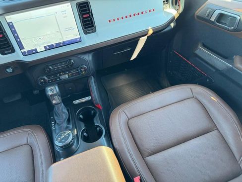 Used 2023 Ford Bronco Heritage Edition image 14