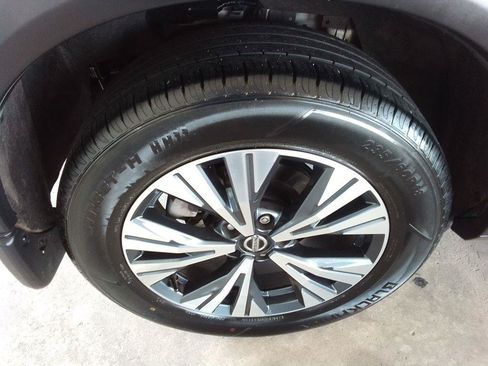 Used 2021 Nissan Rogue SV w/ Premium Package AWD/4WD image 30