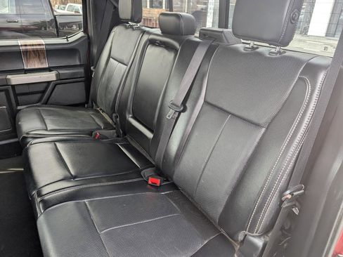 Used 2018 Ford F150 Lariat w/ Equipment Group 502A Luxury image 7