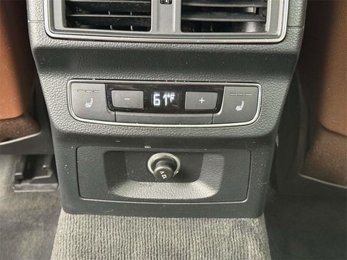 Used 2018 Audi Q5 2.0T Premium Plus w/ Premium Plus Package image 13