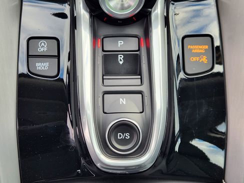 Certified 2025 Acura TLX w/ Technology Package image 13