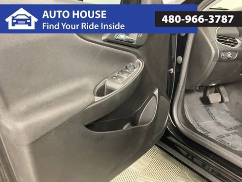 Used 2024 Chevrolet Malibu LT image 11