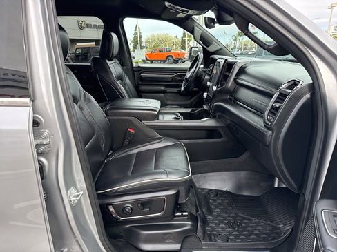 Used 2024 RAM 1500 Limited image 12