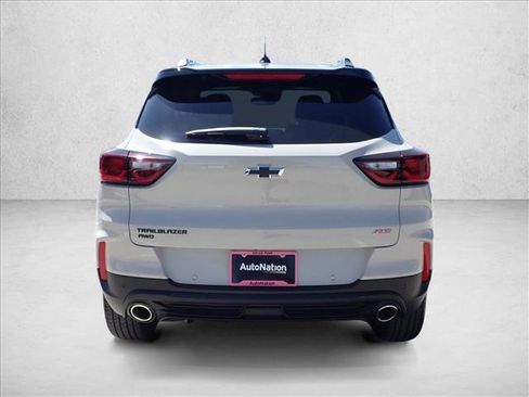 New 2026 Chevrolet TrailBlazer RS w/ Convenience Package AWD/4WD image 3