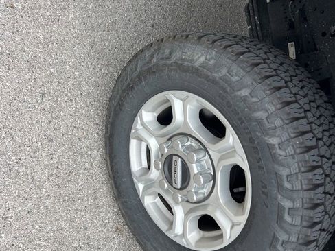 Used 2025 Ford F250 XLT AWD/4WD image 7