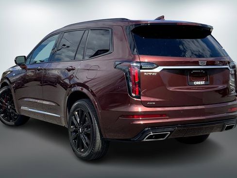 Used 2022 Cadillac XT6 Sport w/ Technology Package image 10