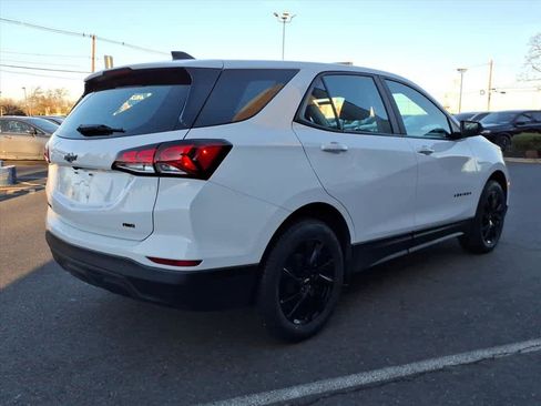 Used 2024 Chevrolet Equinox LS w/ Sport Edition image 7