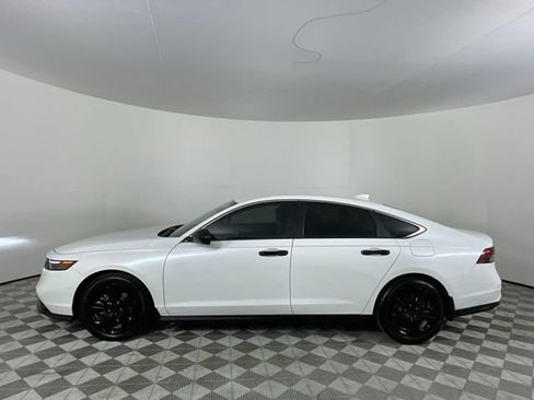 Used 2025 Honda Accord LX image 8