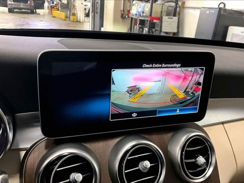 Used 2020 Mercedes-Benz C 300 4MATIC Sedan image 29