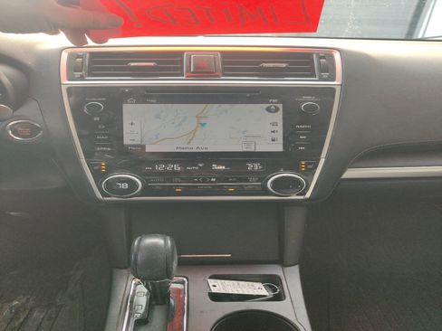 Used 2019 Subaru Outback 2.5i Limited image 11