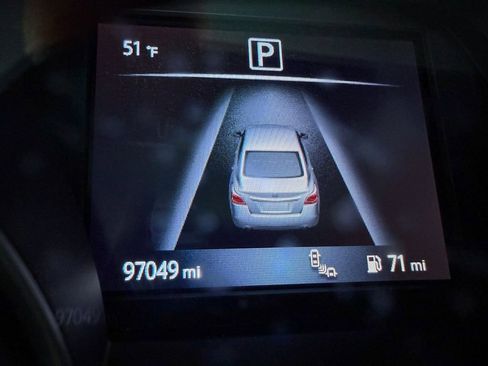 Used 2017 Nissan Altima 2.5 SV w/ Convenience Package image 16