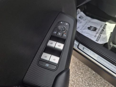 Used 2024 Mitsubishi Outlander SEL AWD/4WD image 14