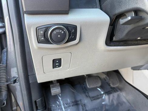 Used 2015 Ford F150 XLT w/ Equipment Group 302A Luxury RWD image 11