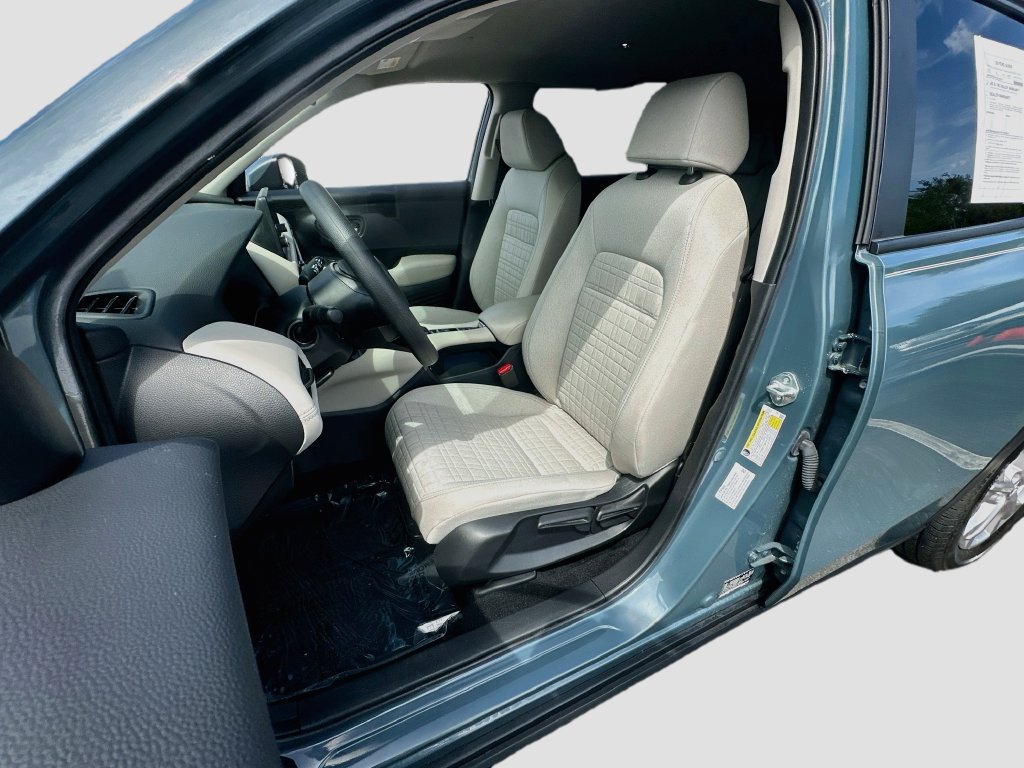 Used 2025 Honda HR-V LX image 19