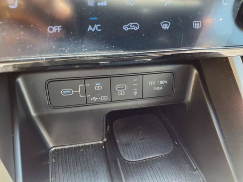 Used 2025 Hyundai Tucson SEL FWD image 13