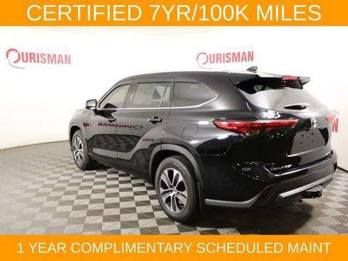 Used 2022 Toyota Highlander XLE AWD/4WD image 7