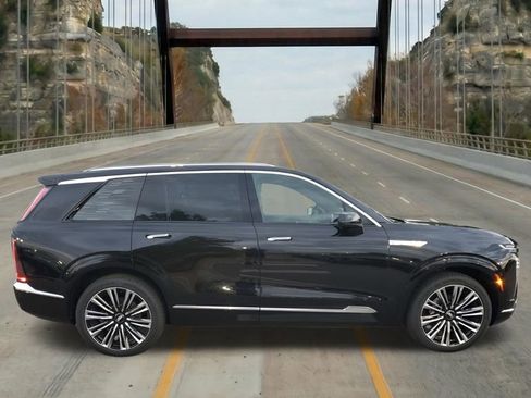 New 2026 Cadillac Vistiq Premium Luxury AWD/4WD image 13