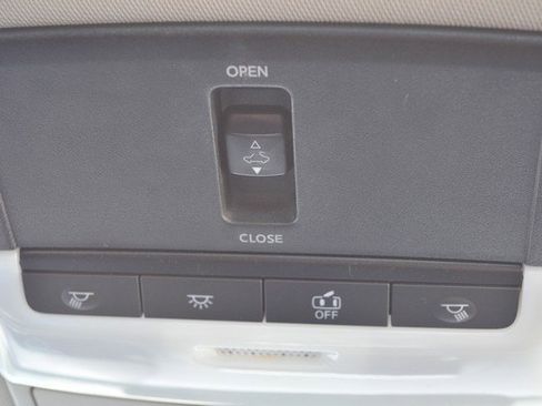 Used 2020 Nissan Altima 2.5 SV image 33