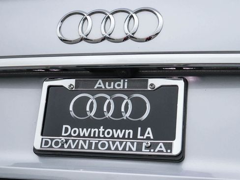 Used 2022 Audi Q5 2.0T Premium Plus w/ Premium Plus Package image 11