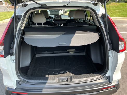 Used 2025 Honda CR-V EX image 31
