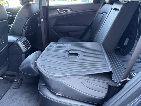 Used 2025 Kia Sportage EX w/ EX Premium Package AWD/4WD image 24