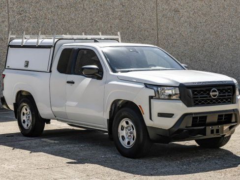 Used 2022 Nissan Frontier S image 8