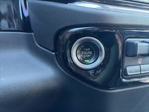 Used 2023 Chevrolet Silverado 1500 LTZ image 23