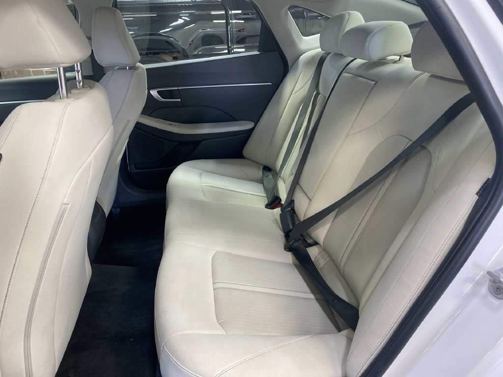 Used 2025 Hyundai Sonata SEL FWD image 33