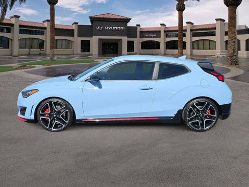 Used 2022 Hyundai Veloster N image 5