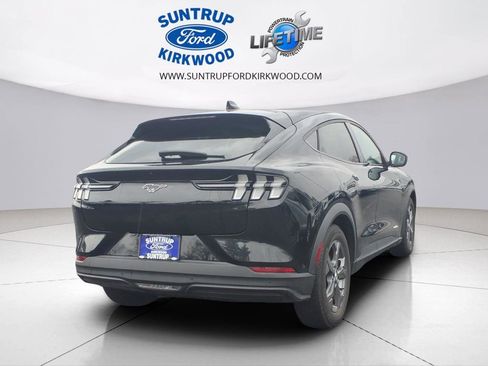 Used 2023 Ford Mustang Mach-E Select image 3