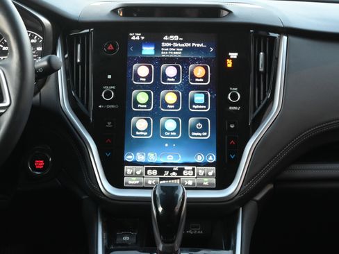 Used 2025 Subaru Outback Touring XT image 33