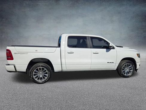 Used 2023 RAM 1500 Laramie AWD/4WD image 4