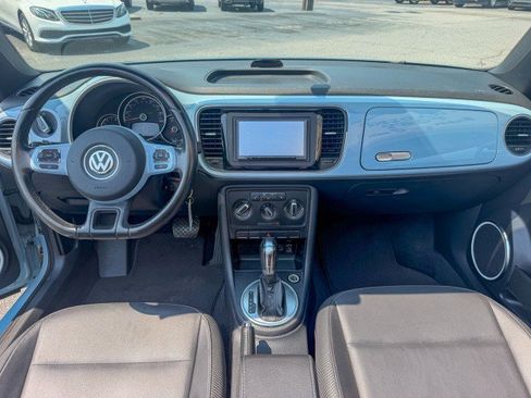 Used 2015 Volkswagen Beetle 1.8T FWD image 7