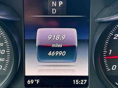 Certified 2019 Mercedes-Benz GLC 300 4MATIC image 12