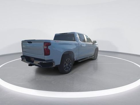 Used 2024 Chevrolet Silverado 1500 LT AWD/4WD image 8