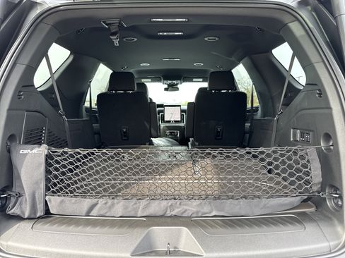 New 2026 GMC Yukon Elevation image 35