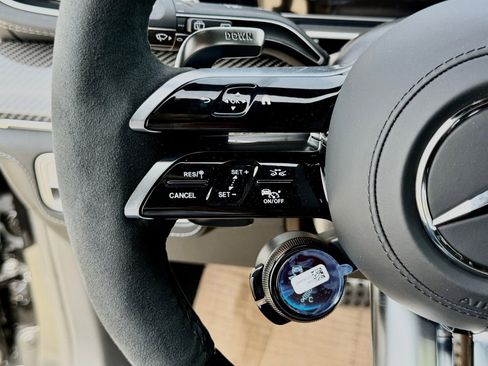 New 2026 Mercedes-Benz GLE 63 AMG S image 26