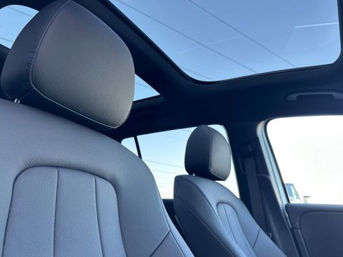 New 2026 Mercedes-Benz GLB 250 4MATIC image 17