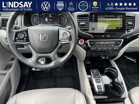 Used 2021 Honda Pilot Touring image 9