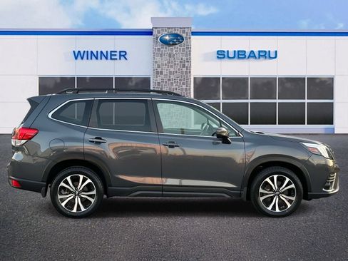 Used 2023 Subaru Forester Limited AWD/4WD image 6