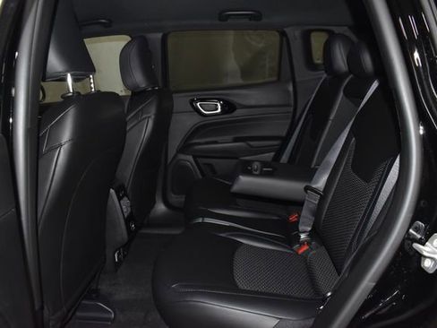 New 2026 Jeep Compass Latitude image 26