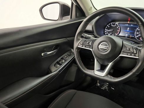 Used 2023 Nissan Sentra SR FWD image 21