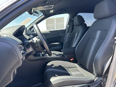 Certified 2025 Honda Civic Sport image 13