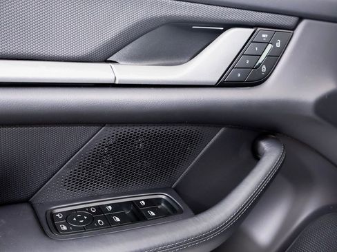 New 2026 Porsche Taycan 4S image 24