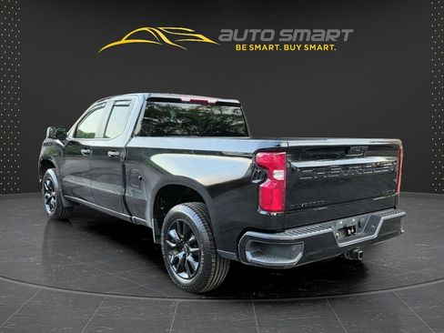 Used 2022 Chevrolet Silverado 1500 Custom AWD/4WD image 3